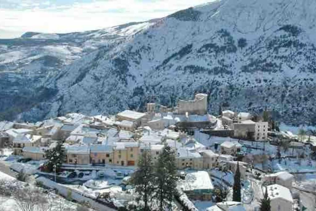 Greolieres: Superbe Studio Avec Vue Montagne Bagian luar foto