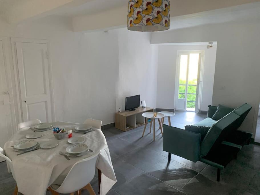 Greolieres: Superbe Studio Avec Vue Montagne Bagian luar foto
