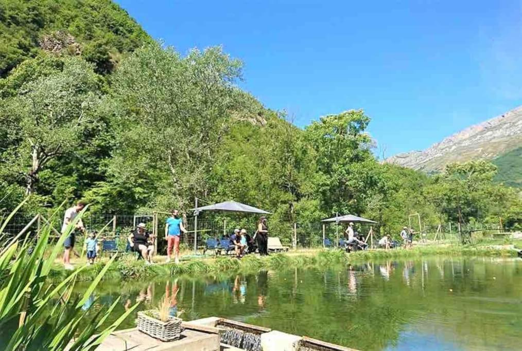 Greolieres: Superbe Studio Avec Vue Montagne Bagian luar foto