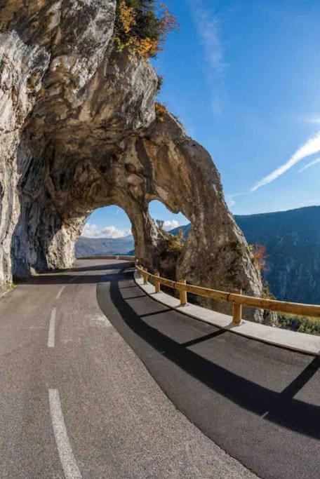 Greolieres: Superbe Studio Avec Vue Montagne Bagian luar foto